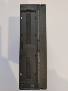 SIEMENS SIMATIC S7 6ES7322-1HH00-0AA0