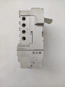 Wyzwalacz NZM4-XU208-240AC